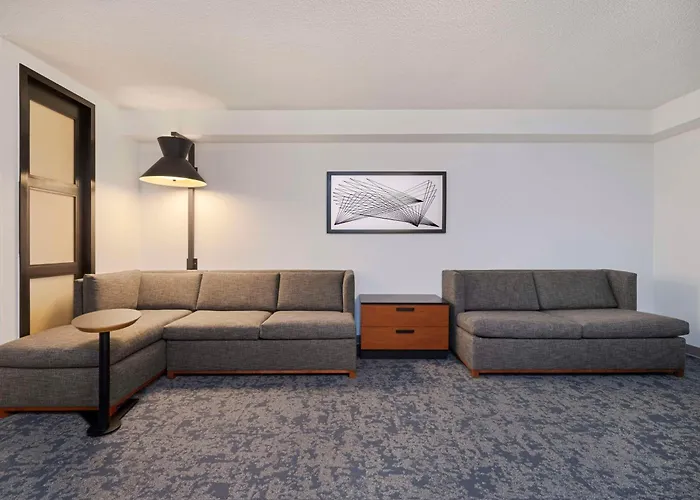 Hyatt Place Tampa Busch Gardens